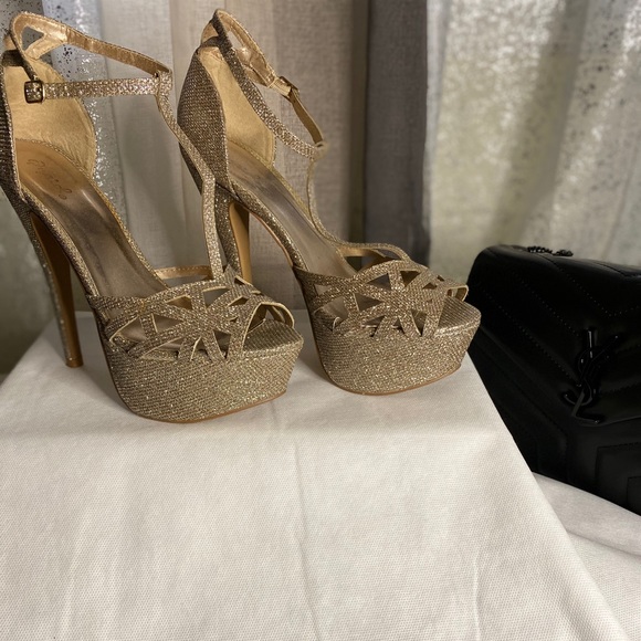 For the Occasion Heels - Picture 1 of 3